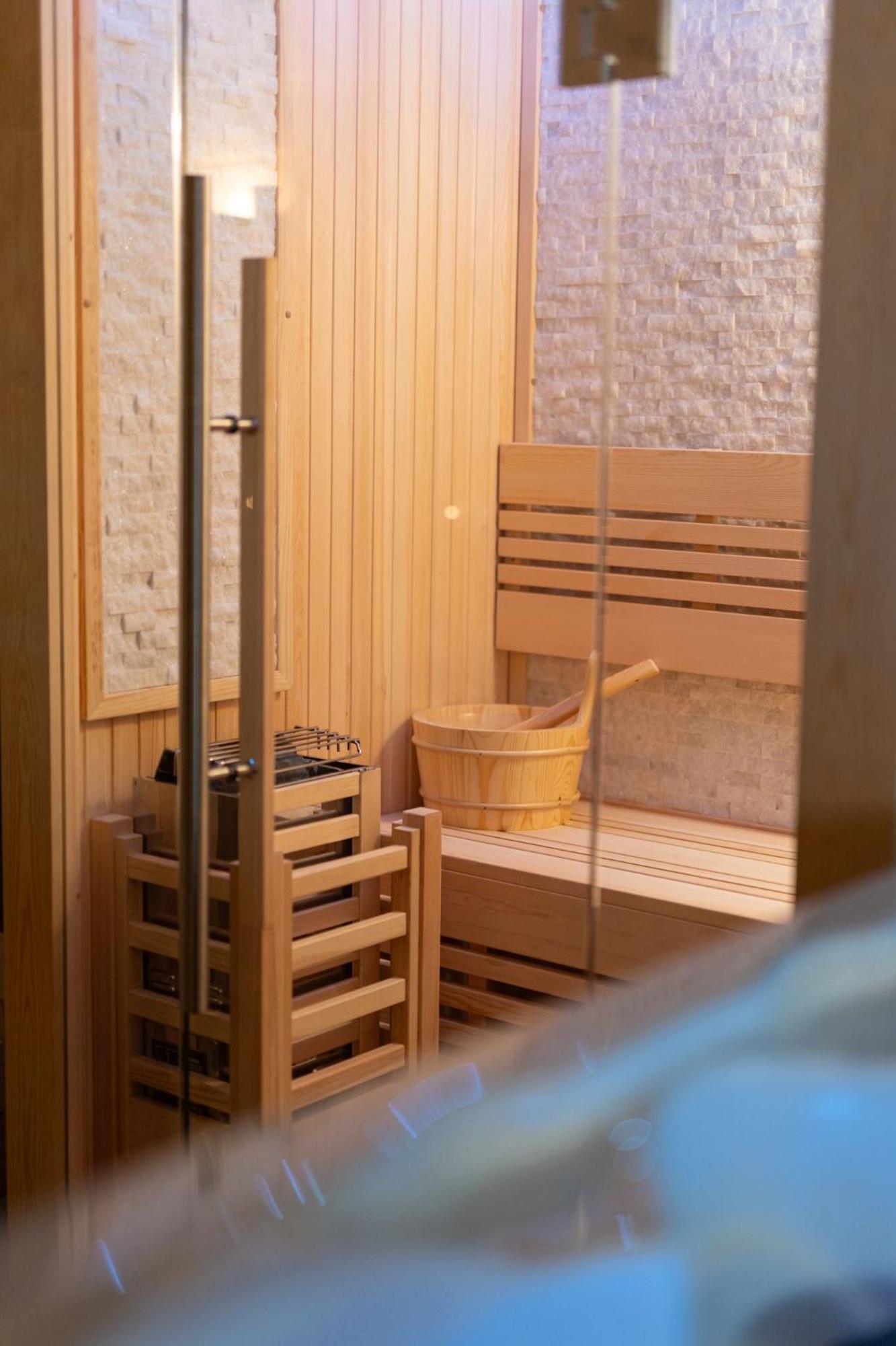 Suite16 & Spa Barletta Luaran gambar