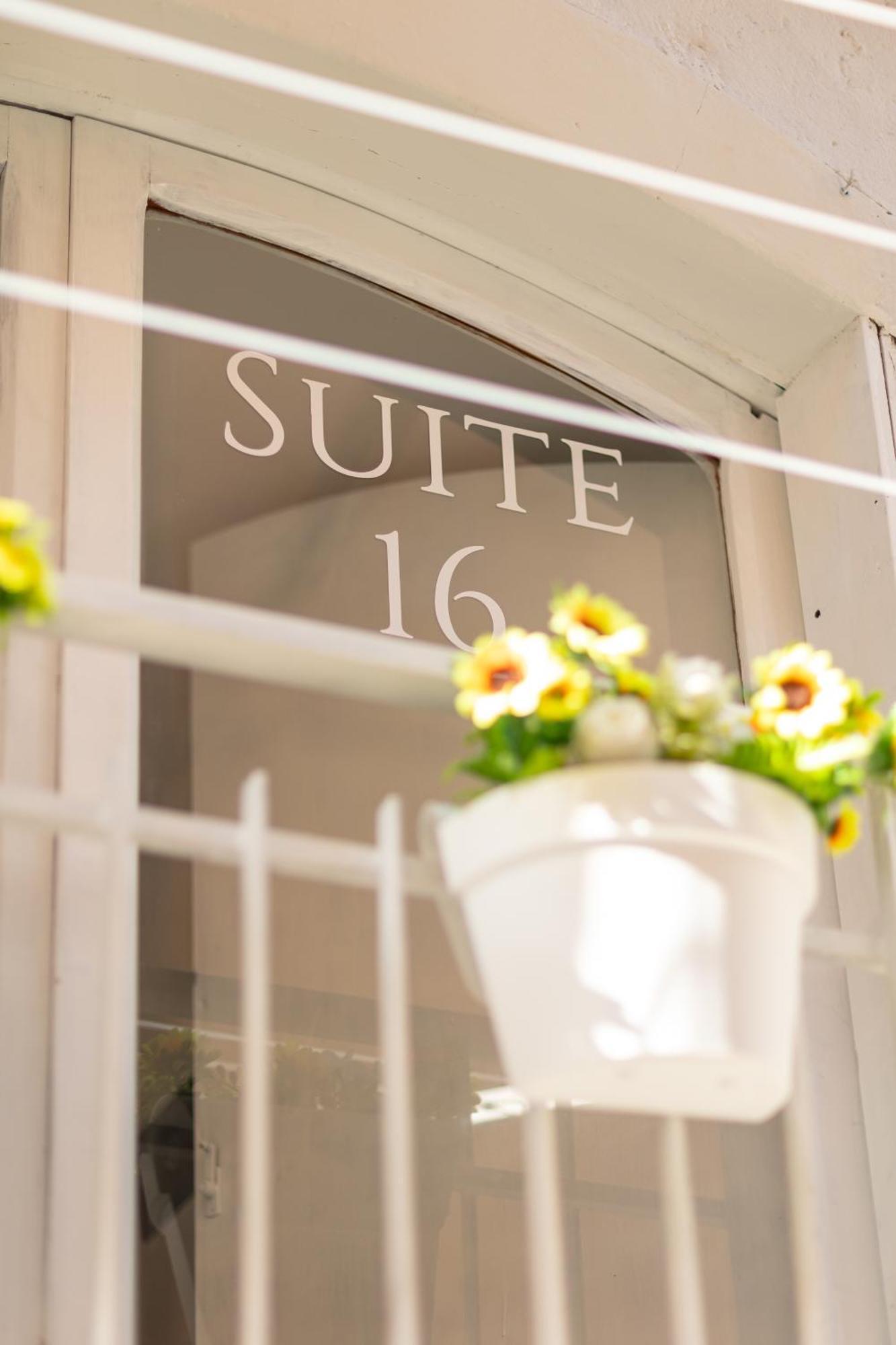 Suite16 & Spa Barletta Luaran gambar